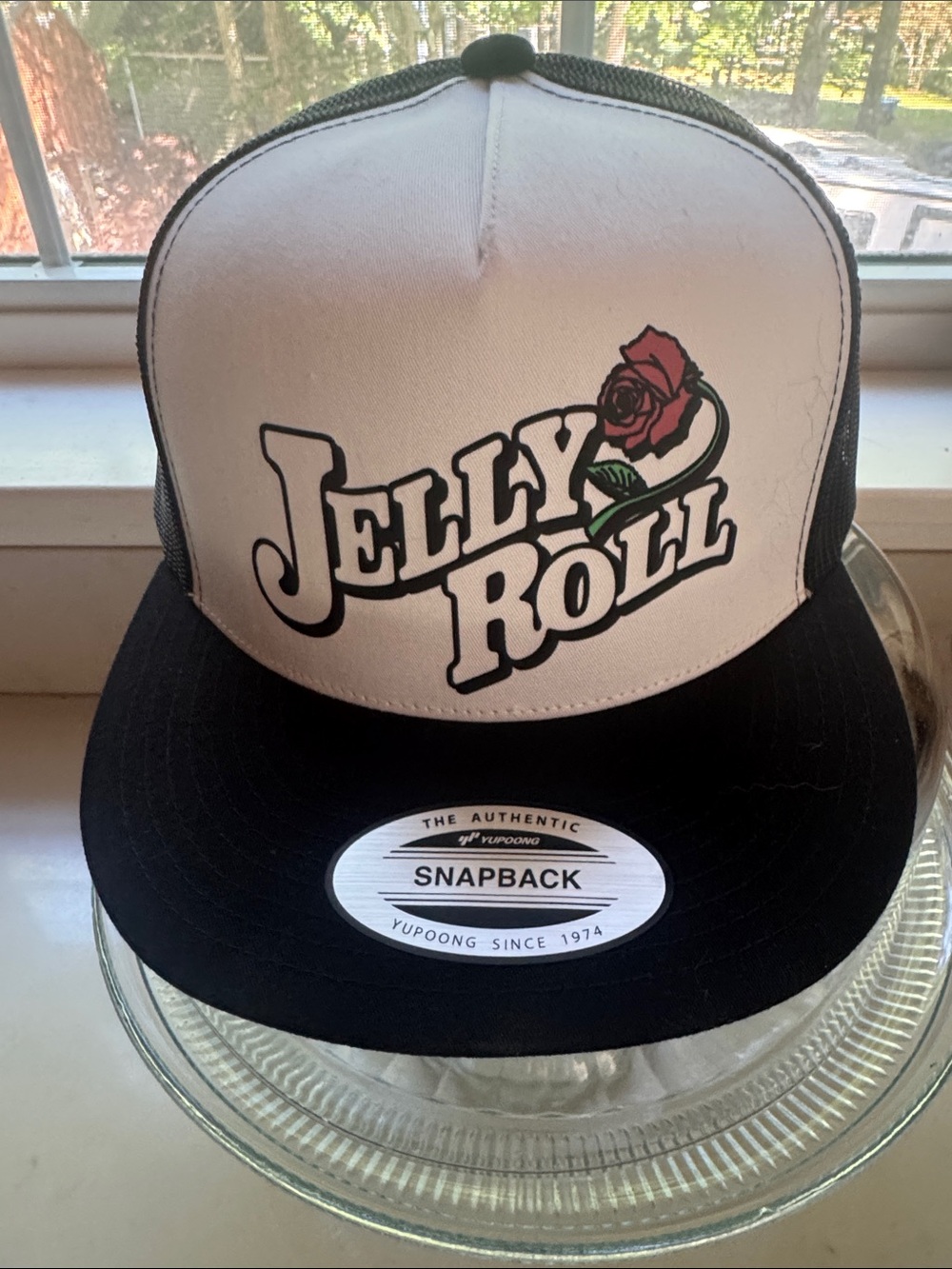 Jelly Roll White & Black Trucker Snapback Hat with Rose concert 2026 NWT